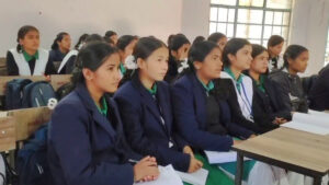 स्कूल और आंगनबाड़ी